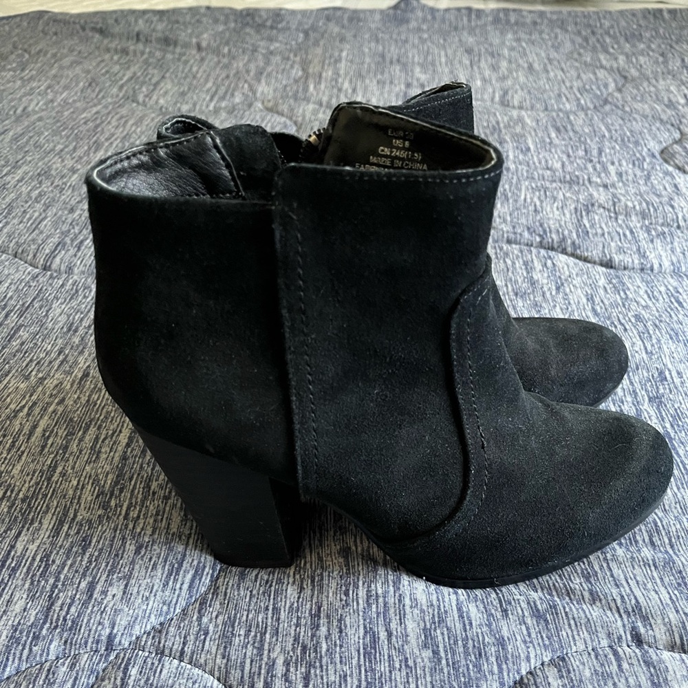 H&M Suede Booties - Picture 2 of 4